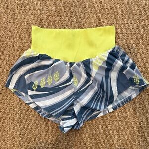 Free People Movement Carpe Diem Printed Shorts. Color: Sporty Stripe/Skyline.XS